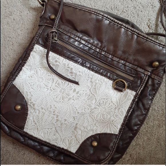 Handbags - 💔SOLD!  CROCHET CROSSBODY PURSE